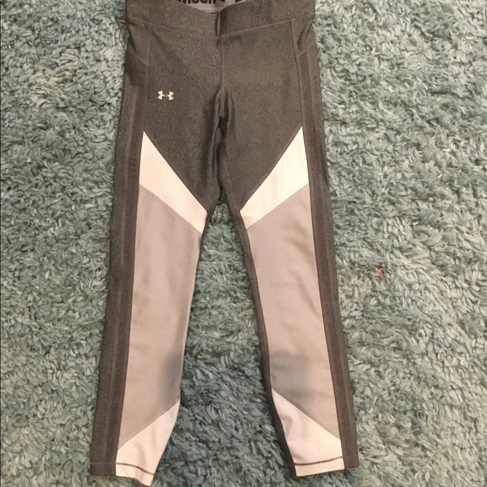 Under Armour crop leggings